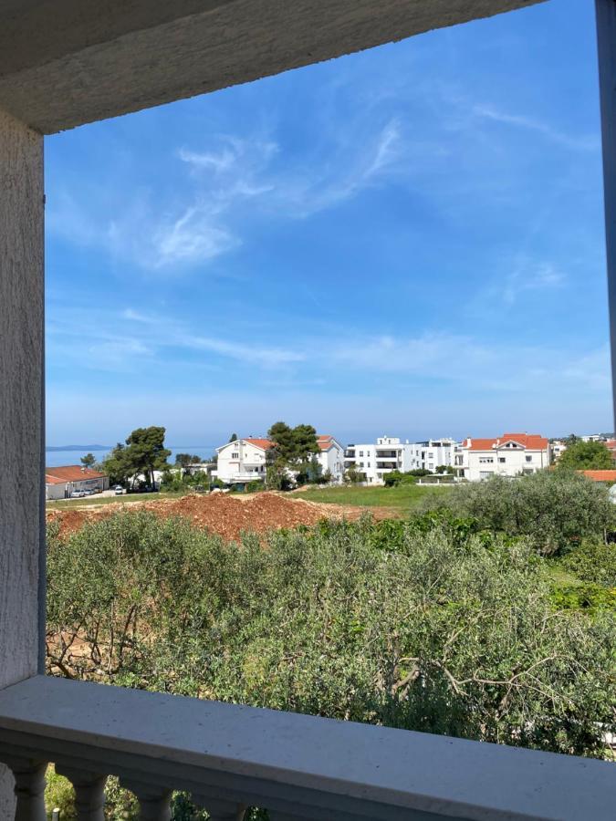Apartments And A Room Ina Zara Esterno foto